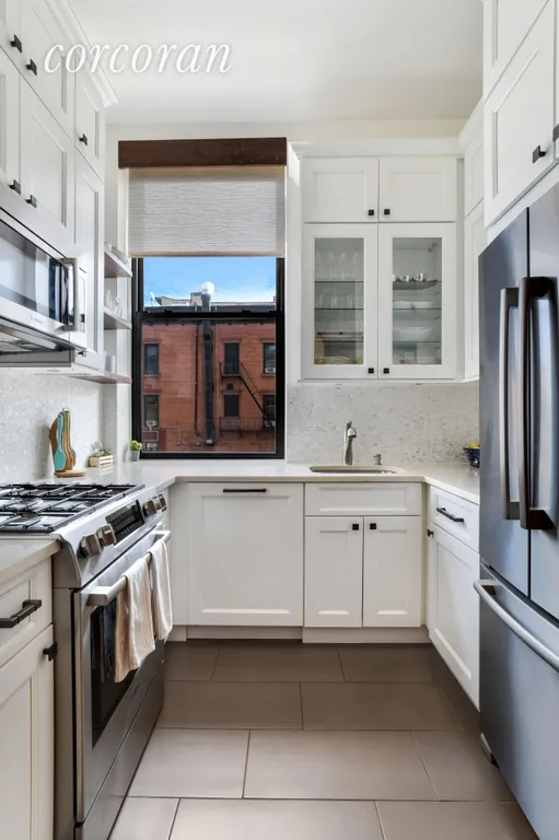 New York City Real Estate | View 370 9th Street, 2B | Newly renovated kitchen with oversized window | View 2