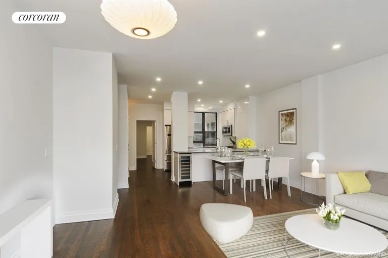 New York City Real Estate | View 104 West 70th Street, 6B | Living Room | View 8