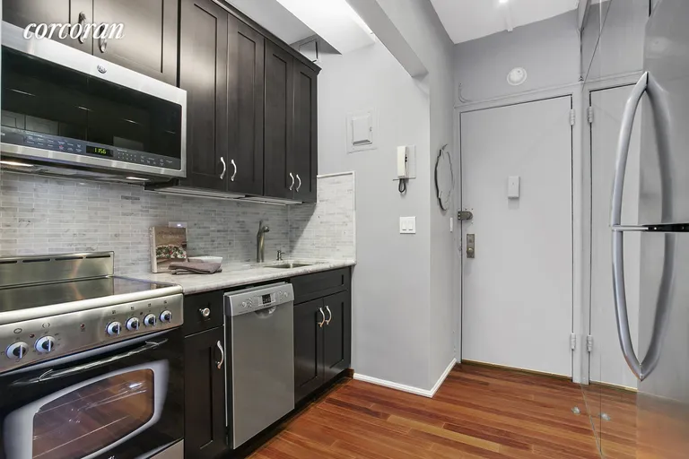 New York City Real Estate | View 24 Fifth Avenue, 730 | Kitchen | View 3