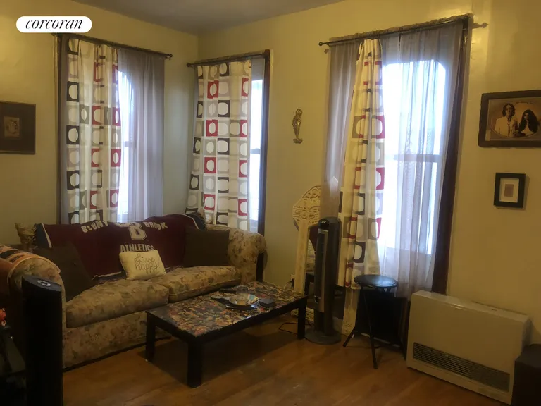 New York City Real Estate | View 305 Throop Avenue, 2R | 1 Bed, 1 Bath | View 1