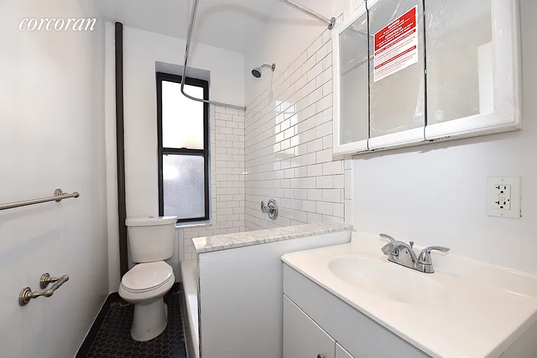 New York City Real Estate | View 22-06 38th Street, 2I | room 8 | View 9