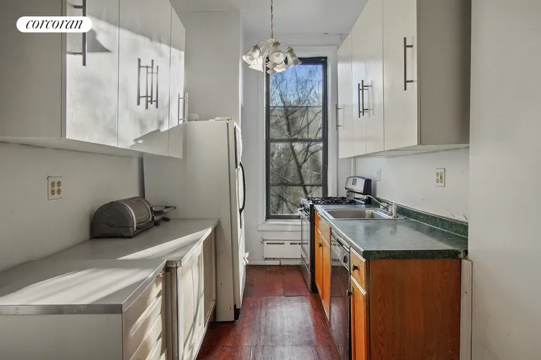 New York City Real Estate | View 354 Bergen Street, 2 | Windowed kitchen w/ dishwasher  | View 3