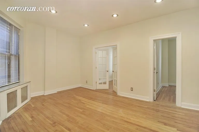 New York City Real Estate | View 444 East 58th Street, 3D | 2 Beds, 1 Bath | View 1