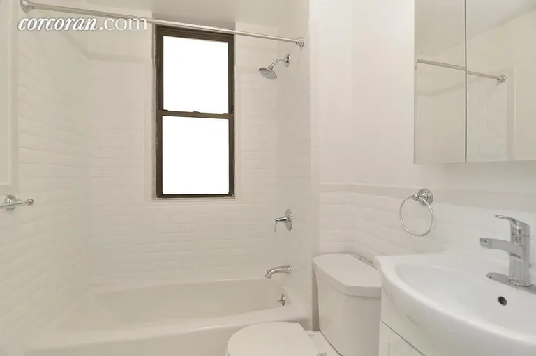 New York City Real Estate | View 444 East 58th Street, 3D | Bathroom | View 5