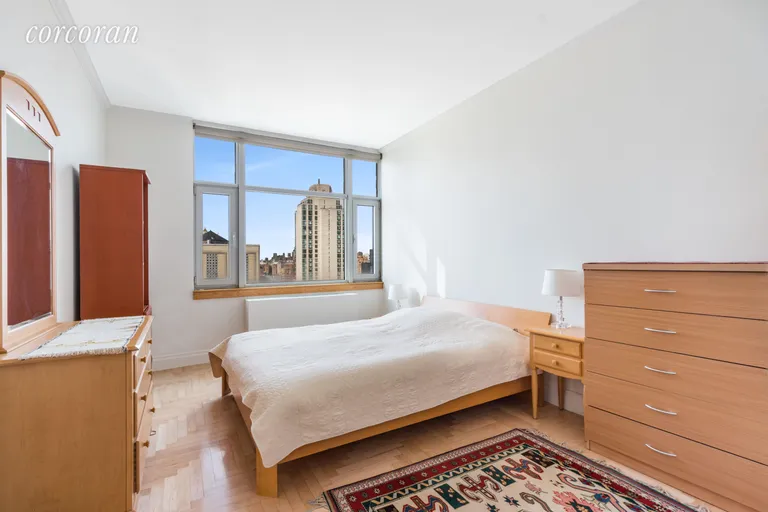 New York City Real Estate | View 404 East 76th Street, 22B | room 4 | View 5