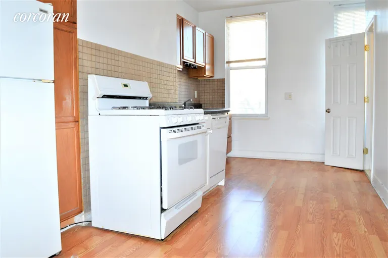 New York City Real Estate | View 191 Kent Street, 2L | room 8 | View 9