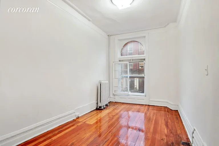 New York City Real Estate | View 228 West 4th Street, 5 | room 2 | View 3