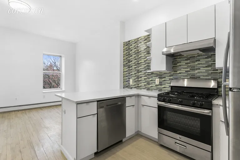 New York City Real Estate | View 402 Franklin Avenue, 3 | room 2 | View 3