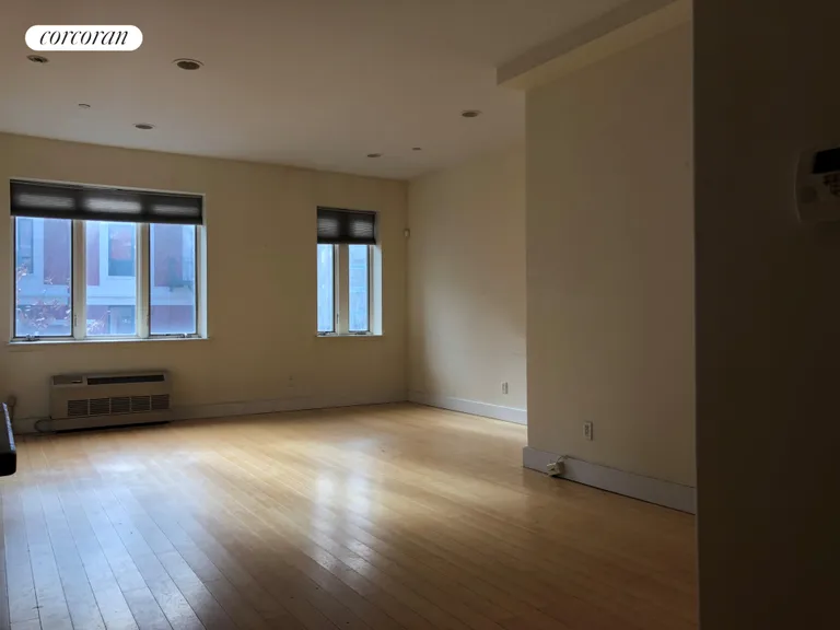 New York City Real Estate | View 467 Vanderbilt Avenue, 2B | room 3 | View 4