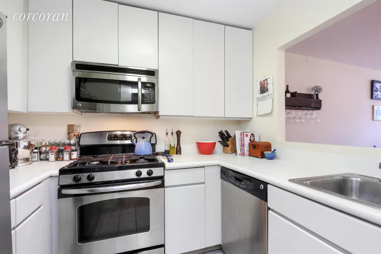 New York City Real Estate | View 311 Greenwich Street, 3B | Kitchen | View 3