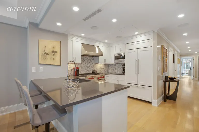 New York City Real Estate | View 225 East 81st Street, 4 | Kitchen | View 3