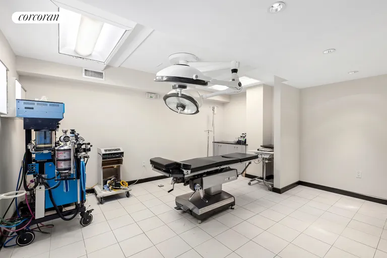 New York City Real Estate | View 140 West 58th Street, MEDICAL | Procedure Room | View 4