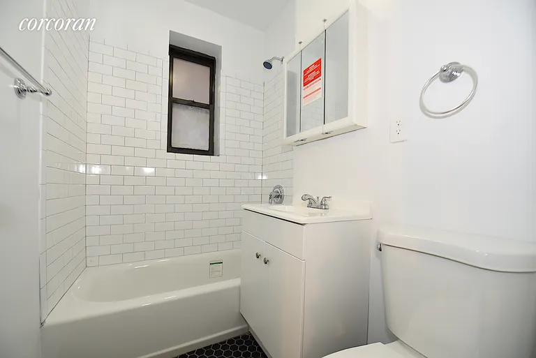 New York City Real Estate | View 25-41 30th Road, 2I | room 6 | View 7