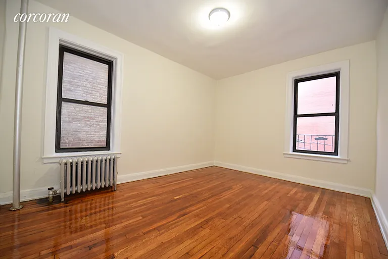 New York City Real Estate | View 25-41 30th Road, 2I | room 4 | View 5