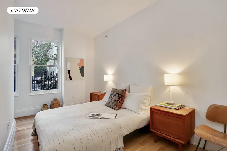 New York City Real Estate | View 171 S Portland Avenue, Garden A | Spacious Master Bedroom  | View 8