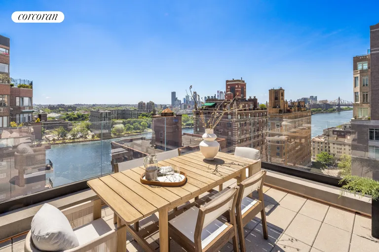 New York City Real Estate | View 40 East End Avenue, PH15 | room 1 | View 2