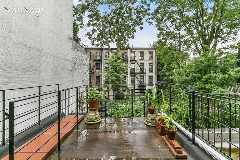 New York City Real Estate | View 158 Carlton Avenue, 2 | room 2 | View 3