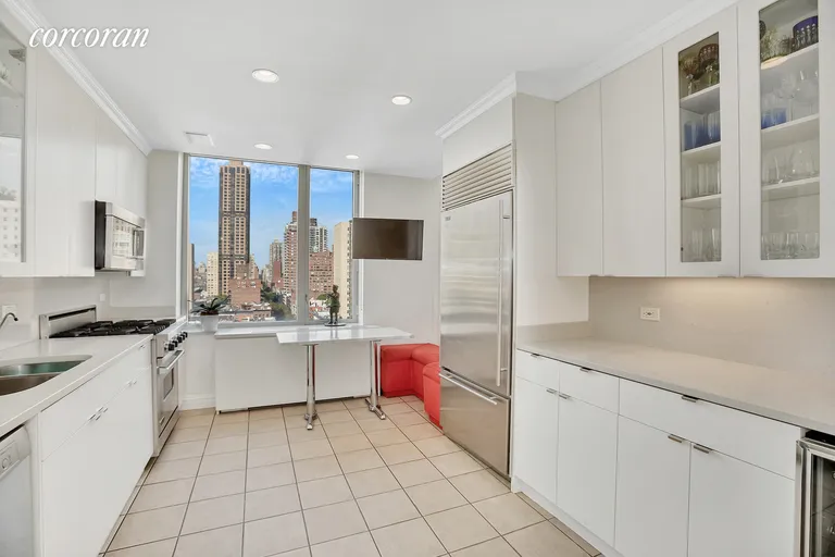 New York City Real Estate | View 90 East End Avenue, 15B | room 5 | View 6