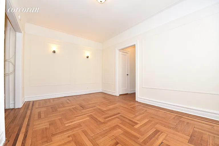New York City Real Estate | View 34-06 32nd Street, 2D | room 3 | View 4