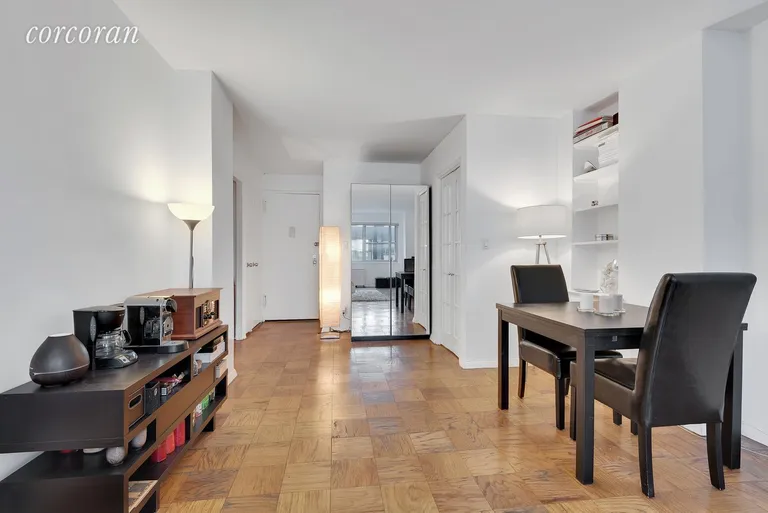 New York City Real Estate | View 211 East 53rd Street, 4J | room 1 | View 2