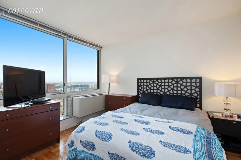 New York City Real Estate | View 215-217 East 96th Street, 38A | room 4 | View 5