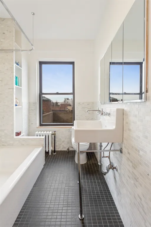 New York City Real Estate | View 135 Eastern Parkway, 8B | 2nd Bathroom | View 19