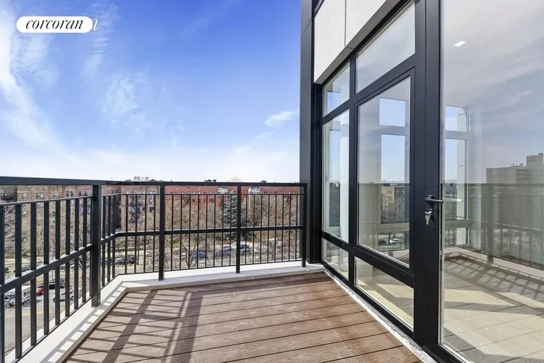 New York City Real Estate | View 309 Ocean Parkway, PH | terrace #1 | View 10