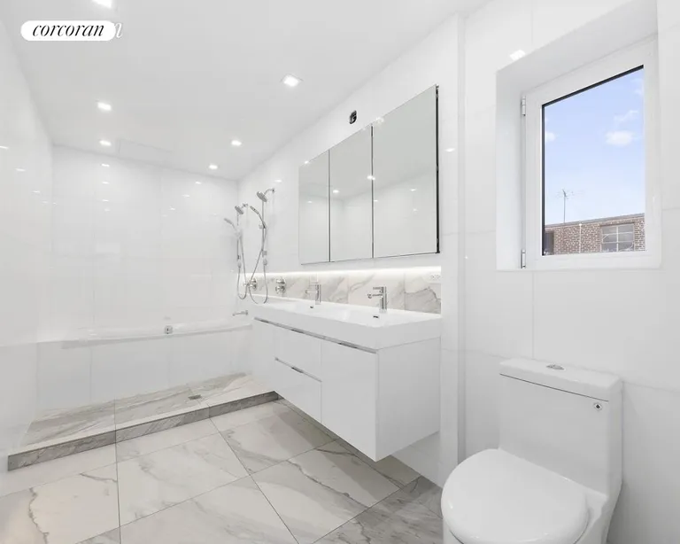 New York City Real Estate | View 309 Ocean Parkway, PH | Master Bathroom | View 8