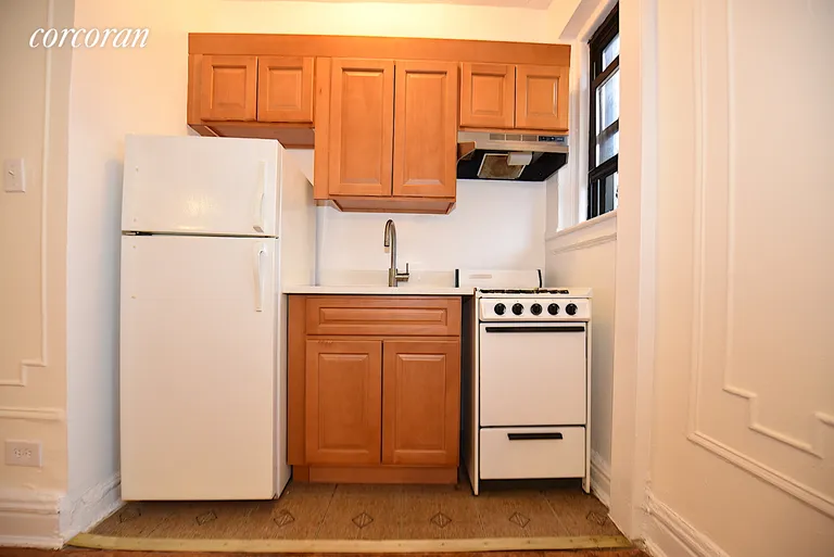 New York City Real Estate | View 25-90 35th Street, 3J | room 10 | View 11