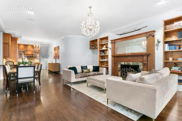New York City Real Estate | View 30 West 86th Street, 3A | Full 8 person Dining Area | View 2