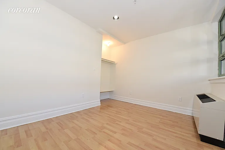 New York City Real Estate | View 19-19 24th Avenue, R306 | room 4 | View 5
