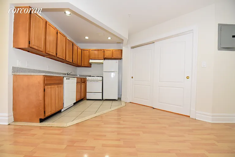 New York City Real Estate | View 19-19 24th Avenue, R306 | room 7 | View 8
