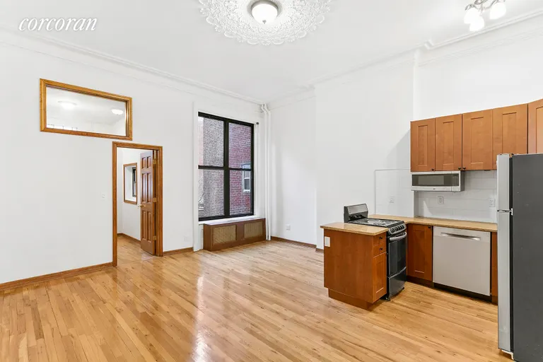 New York City Real Estate | View 267 West 90th Street, 2 | 3 | View 4