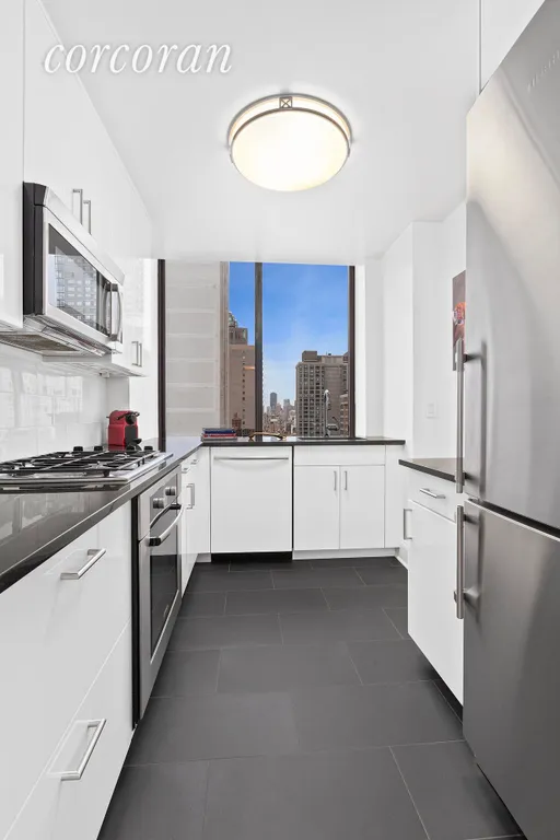 New York City Real Estate | View 300 East 64th Street, 23A | room 2 | View 3