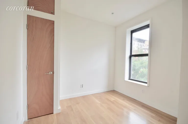 New York City Real Estate | View 206 Thompson Street, 11 | room 5 | View 6