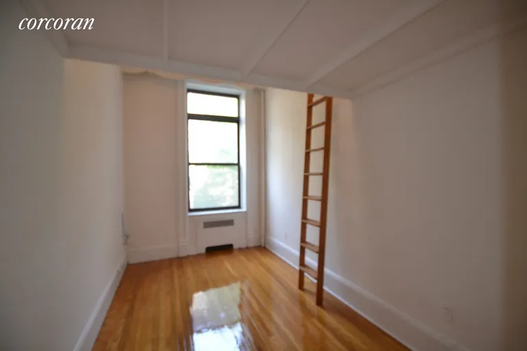 New York City Real Estate | View 318 West 88th Street, 2A | Beautiful light | View 4
