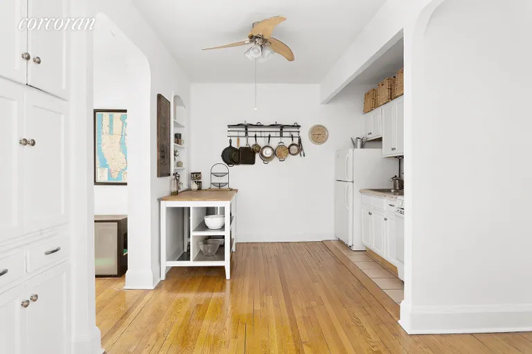 New York City Real Estate | View 221 East 18th Street, 5C | room 2 | View 3