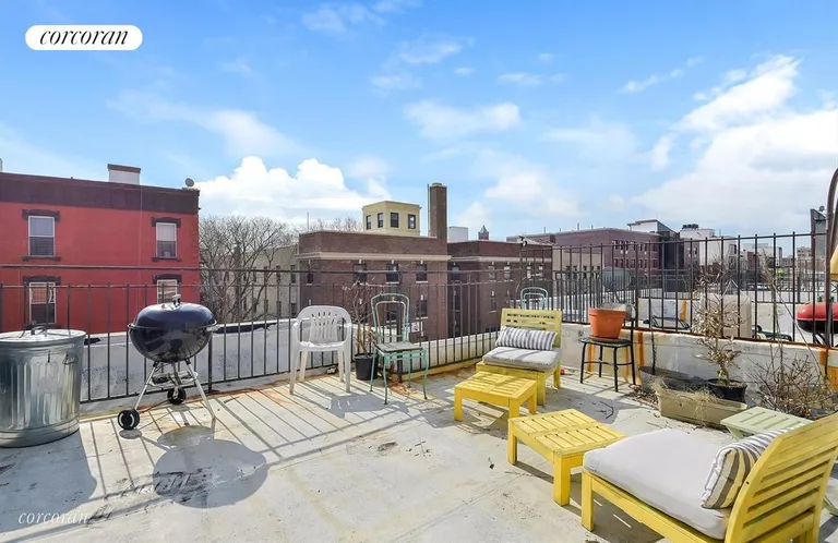 New York City Real Estate | View 547 Gates Avenue, 2 | room 4 | View 5