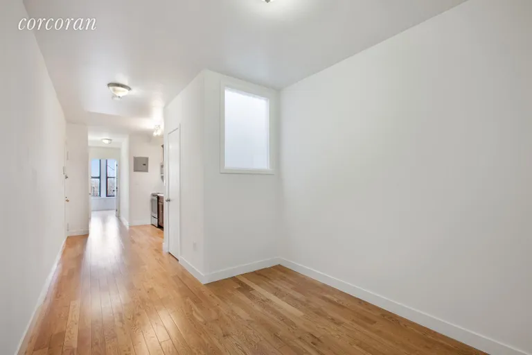 New York City Real Estate | View 400 7th Avenue, 4R | Living Room | View 5