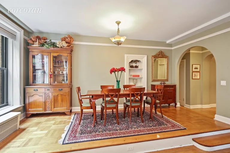 New York City Real Estate | View 68 East 86th Street, 5C | Raised Dining Area | View 2