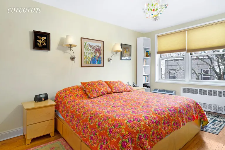 New York City Real Estate | View 220 Berkeley Place, 5H | 4 | View 3