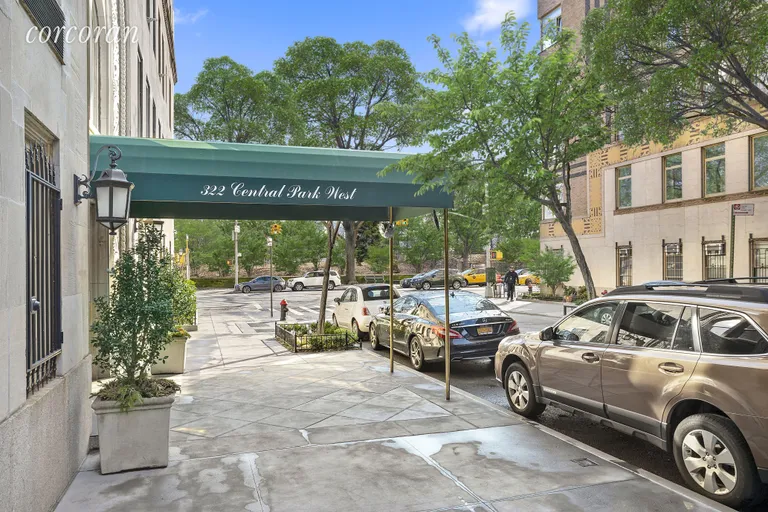 New York City Real Estate | View 322 Central Park West, 2A | room 11 | View 12