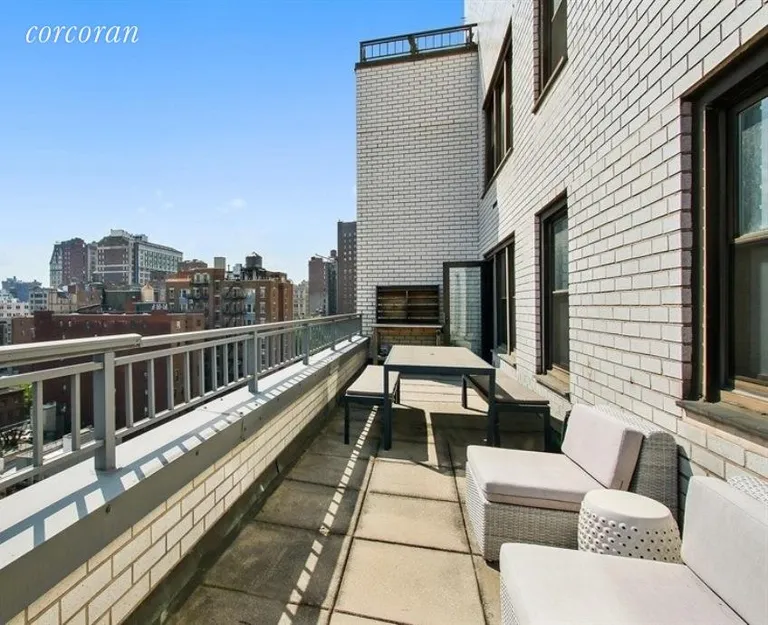 New York City Real Estate | View 201 East 21st Street, 16L | 1 Bed, 1 Bath | View 1