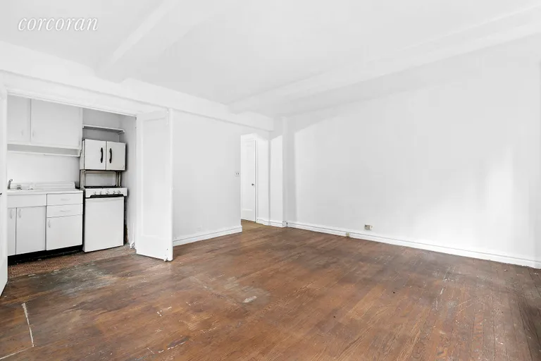 New York City Real Estate | View 102 East 22nd Street, 4G | 1 | View 2