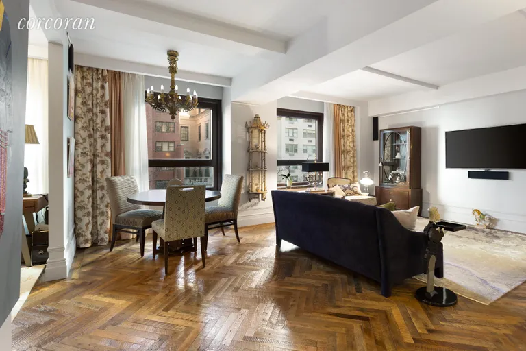 New York City Real Estate | View 1049 Fifth Avenue, 4C | Dining area in the living room | View 4