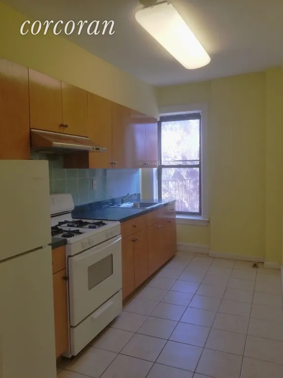 New York City Real Estate | View 504 3rd Street, 3R | 2 Beds, 1 Bath | View 1