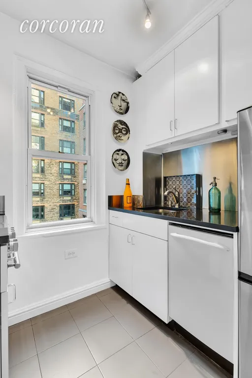 New York City Real Estate | View 110 East 87th Street, 10C | room 3 | View 4