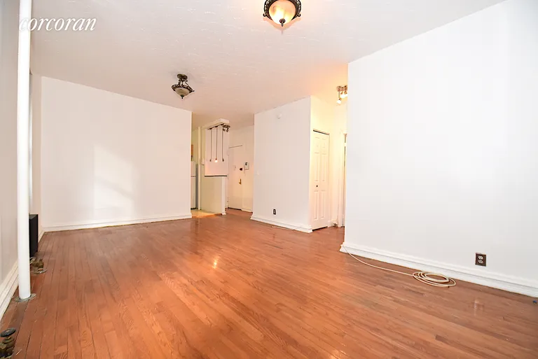 New York City Real Estate | View 21-15 33rd Street, 2H | room 3 | View 4