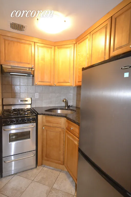 New York City Real Estate | View 346 West 87th Street, 3B | Renovated kitchen | View 6