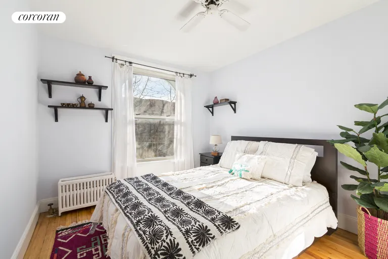 New York City Real Estate | View 427 15th Street, 4C | room 2 | View 3